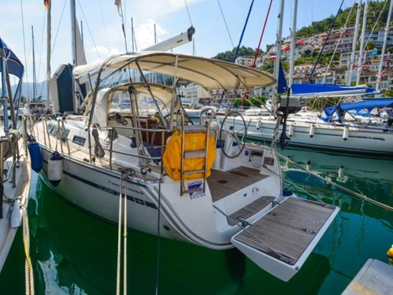 Huur een Bavaria Cruiser 37 in Fethiye