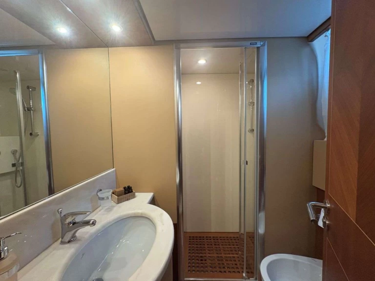 Bootverhuur Álimos goedkoop San Lorenzo SL 82