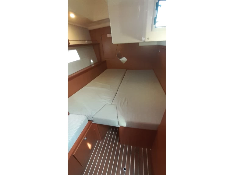 Verhuur Zeilboot Bavaria met vaarbewijs