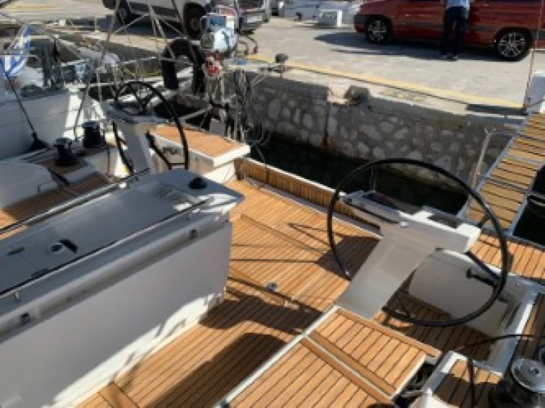 Bootverhuur Bénéteau Oceanis 46.1 in Álimos via SamBoat