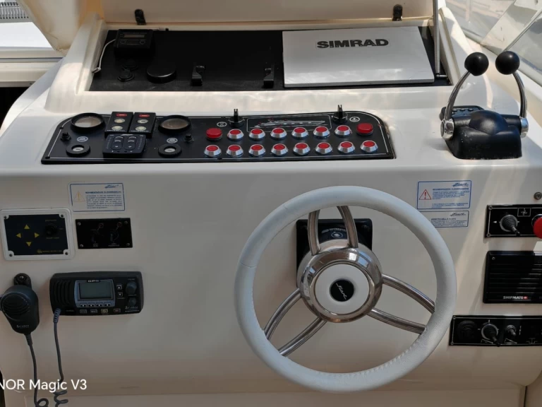 Huur een Fiart Fiart 40 Genius in Palermo