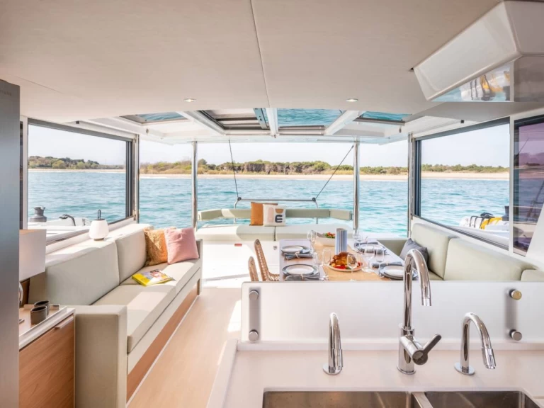 Huur Catamaran met of zonder schipper Bali in Sant Antoni de Portmany