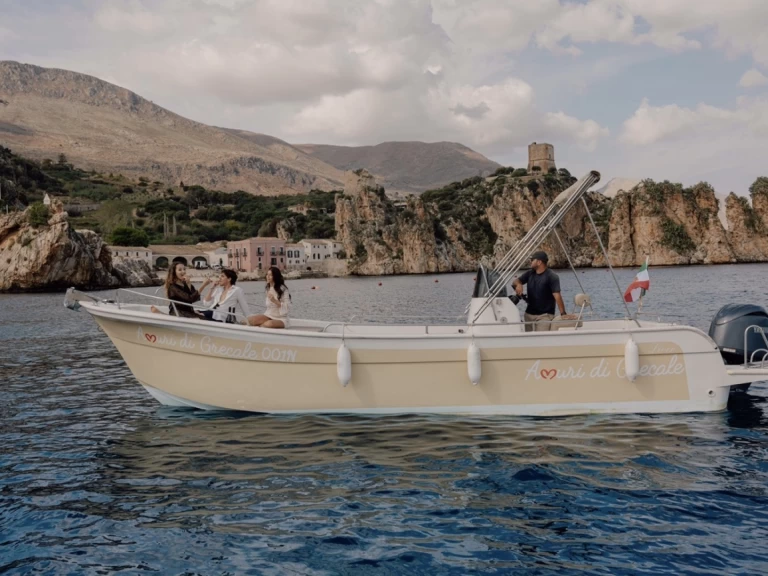 Jachthuur in Castellammare del Golfo - LIVER Open 860 via SamBoat