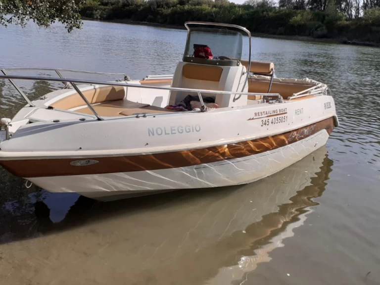 Bootverhuur Venetië (stad) goedkoop voyage 18