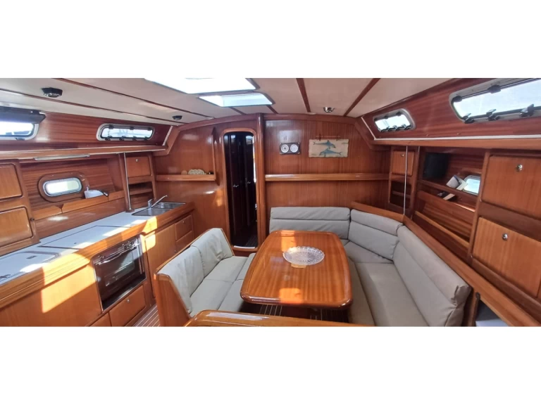 Jachthuur in Nikiána - Bavaria Bavaria 42 via SamBoat