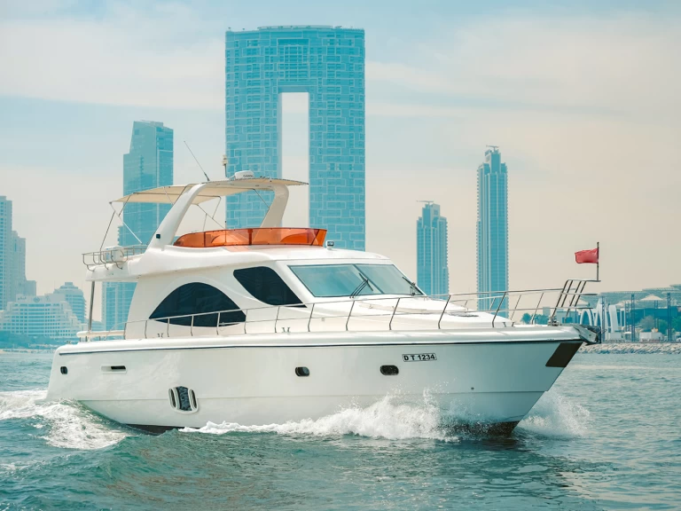 Jachthuur in Dubaï harbour - Azimut X1 via SamBoat