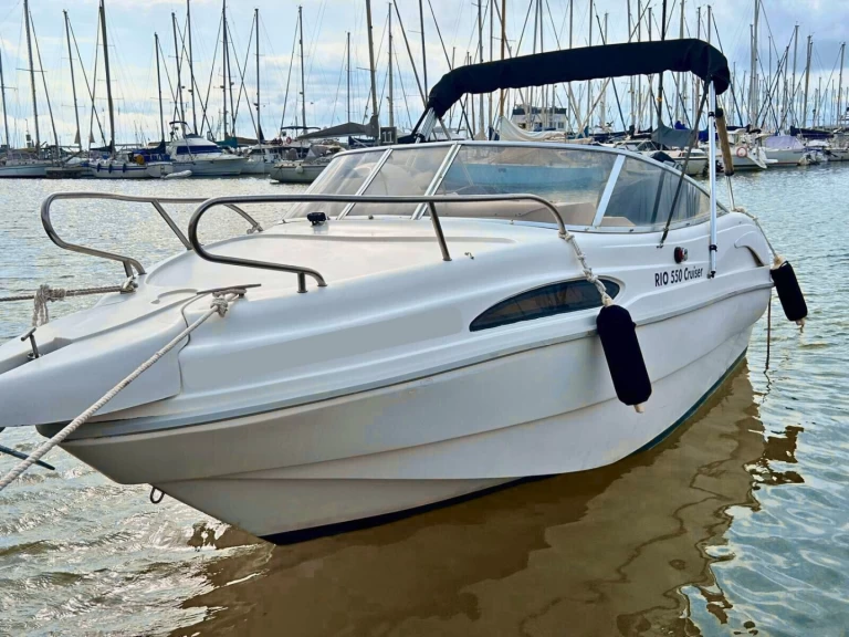 Verhuur Motorboot Rio met vaarbewijs