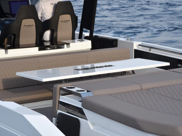 Verhuur Motorboot in Mahón - DE ANTONIO Yachts 32 OPEN