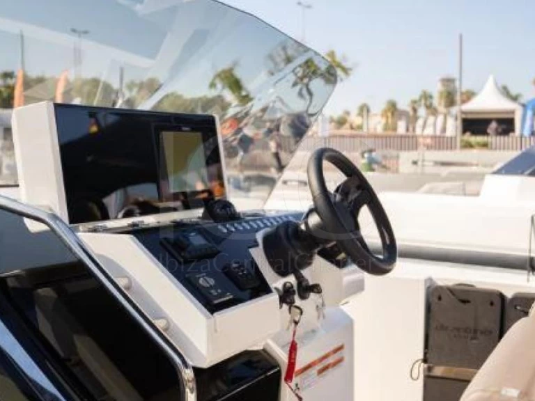 Motorboot te huur in Mahón voor de beste prijs