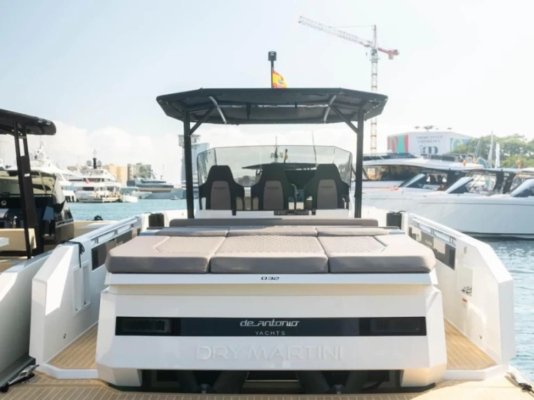 DE ANTONIO Yachts 32 OPEN te huur van particulier of professional in Mahón