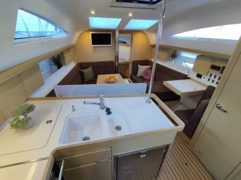 Jachthuur in Baška Voda - Elan Impression 40 via SamBoat