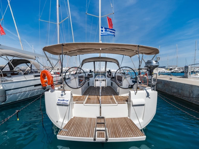 Bootverhuur Jeanneau Sun Odyssey 519 in Rhodes (City) via SamBoat