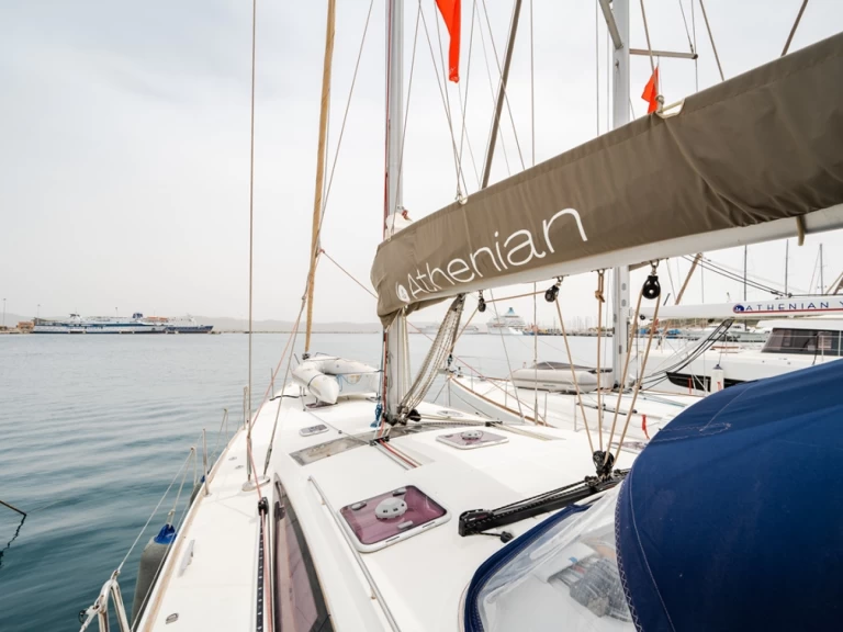 Jeanneau Jeanneau 53 te huur van particulier of professional in Lávrio