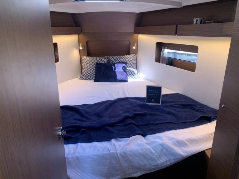 Huur Zeilboot met of zonder schipper Bénéteau in Port de La Base de Lorient