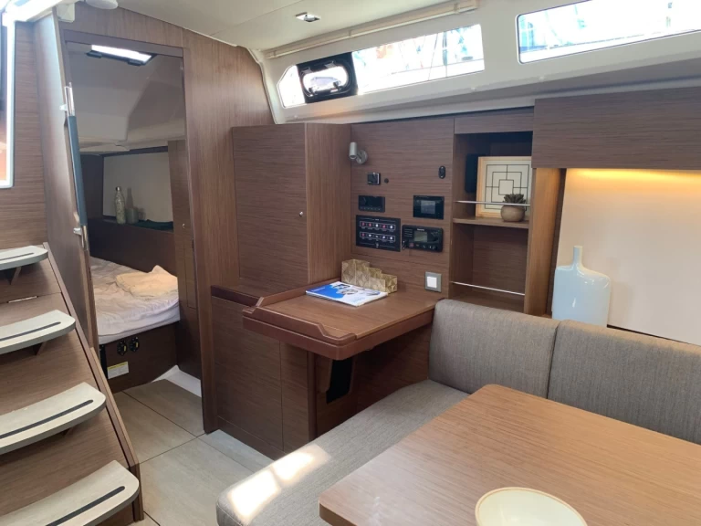 Huur Zeilboot met of zonder schipper Bénéteau in Port de La Base de Lorient