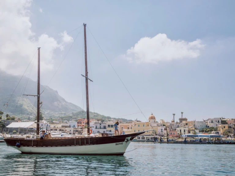 Bootverhuur Forio goedkoop Goletta