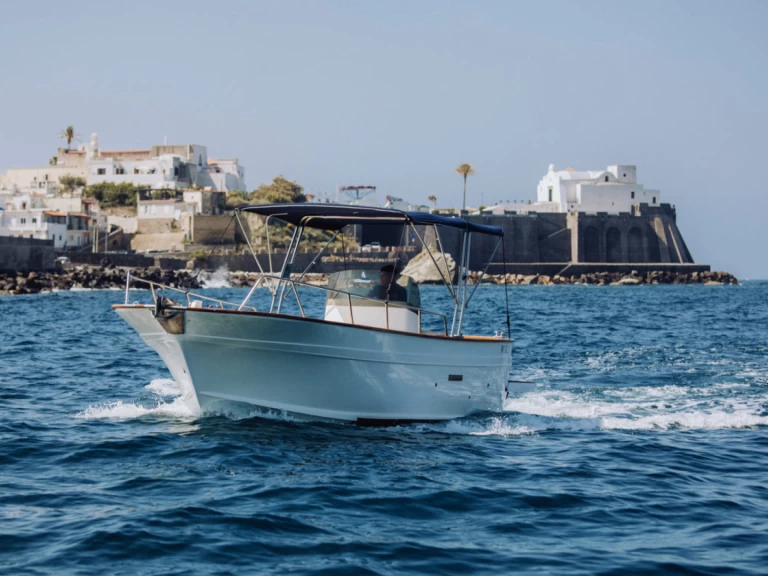 Huur Motorboot met of zonder schipper O.P Nautica in Forio