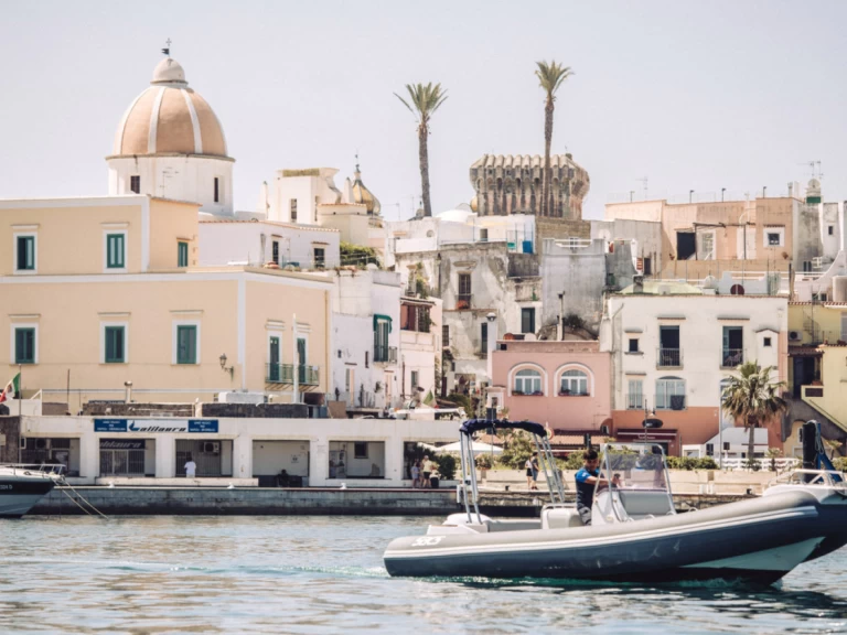 Bootverhuur Forio goedkoop 750