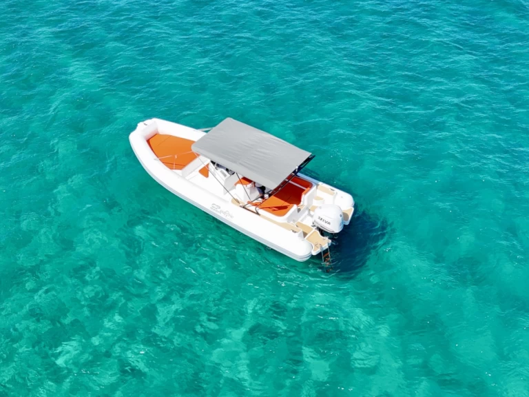 Verhuur RIB op marine met vaarbewijs