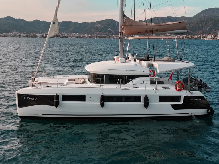 Catamaran te huur in Fethiye voor de beste prijs