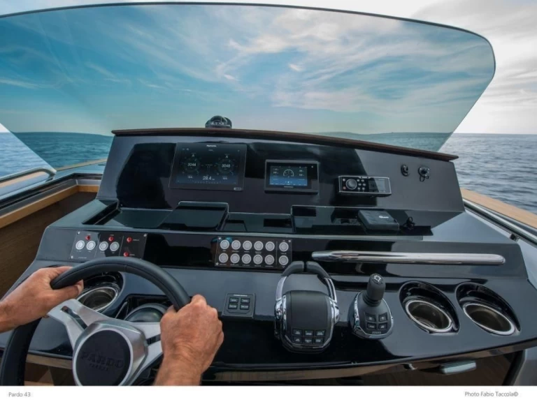 Jachthuur in Hyères - Cantiere Del Pardo PARDO via SamBoat