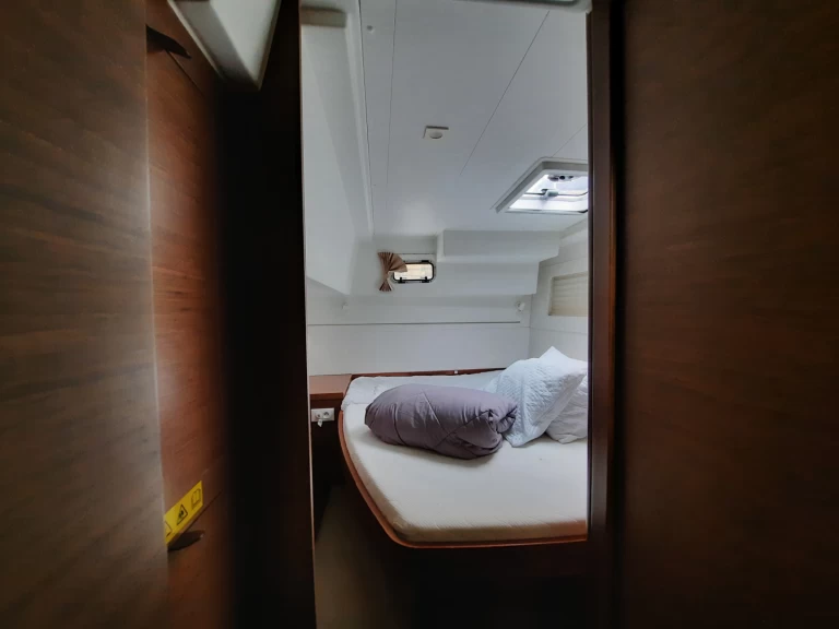 Bootverhuur Furnari goedkoop Lagoon 40