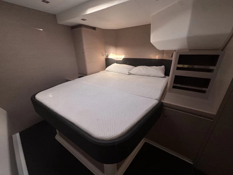 Verhuur Catamaran Dufour met vaarbewijs