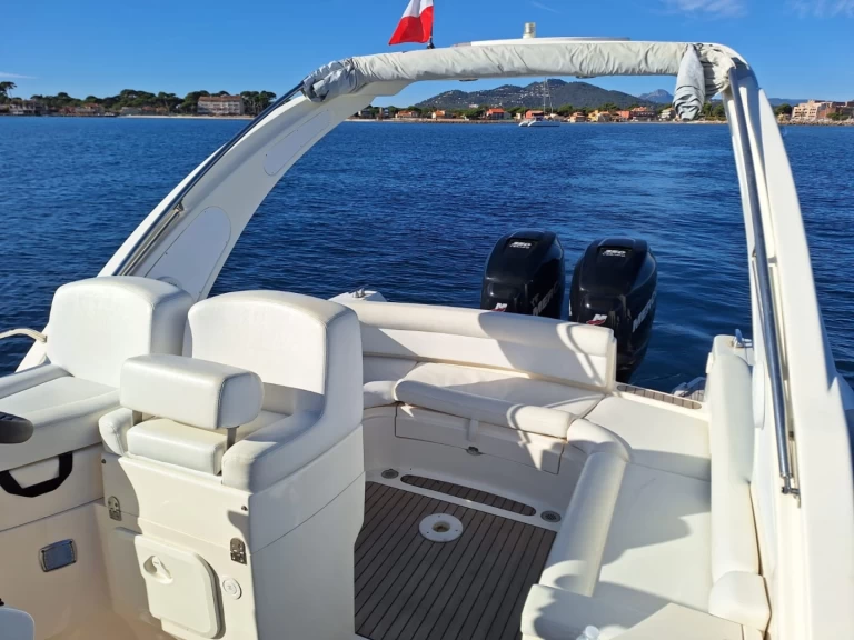 Huur een Bwa BWA 34 in Hyères