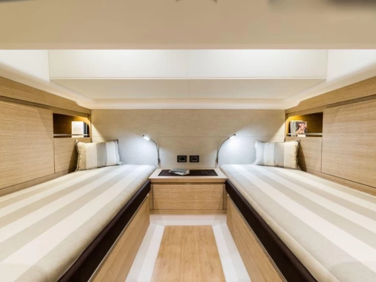 Motorboot te huur in Hyères voor de beste prijs