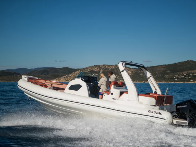 Verhuur RIB in Propriano - Zodiac Medline 9