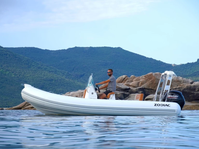 Zodiac Medline 580 te huur van particulier of professional in Propriano