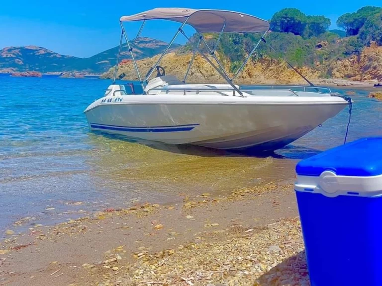 Bootverhuur Galéria goedkoop Quicksilver 425 Commander