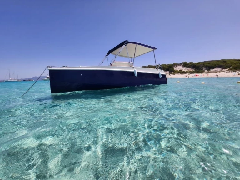 Bootverhuur Porto-Vecchio goedkoop LAGON 55 ELECTRIQUE