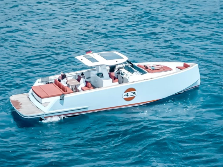 Verhuur Motorboot in Porto-Vecchio - Pardo Yachts Pardo 43