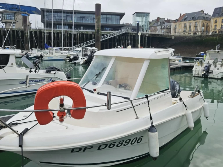 Huur een Jeanneau Merry Fisher 585 Marlin in Dieppe
