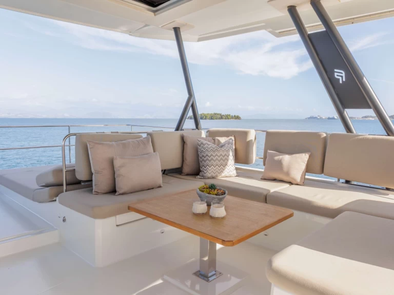 Verhuur Jacht Fountaine Pajot met vaarbewijs