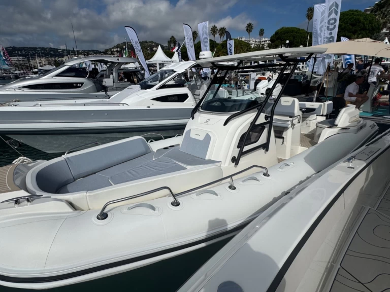 Verhuur RIB in Propriano - Zodiac Medline 9