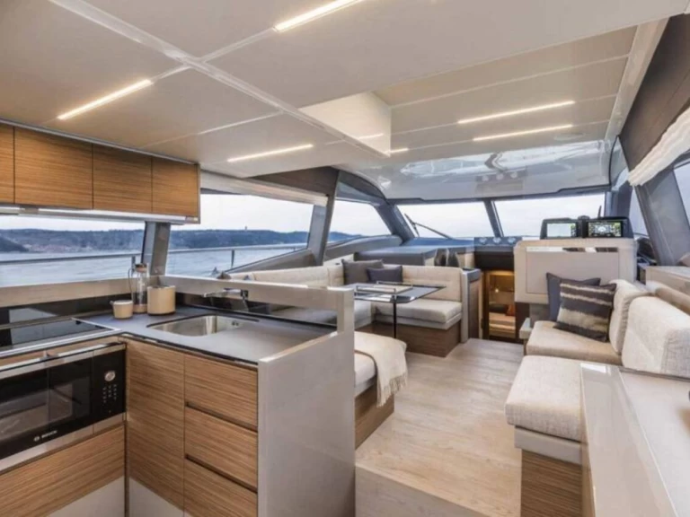 Ferretti Ferretti Yachts 450 te huur van particulier of professional in Šibenik