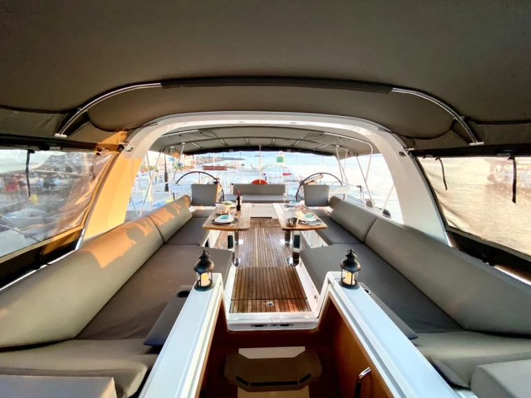 Bootverhuur Néa Péramos goedkoop Jeanneau 60