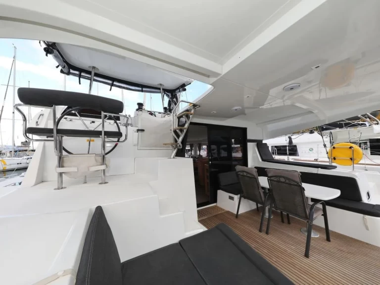 Verhuur Catamaran in Primošten - Lagoon Lagoon 42