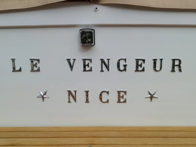 Motorboot te huur in Cannes voor de beste prijs