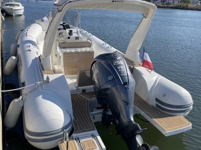 Bootverhuur Capelli Tempest 775 in Port de Saint-Cyprien Méditerranée via SamBoat