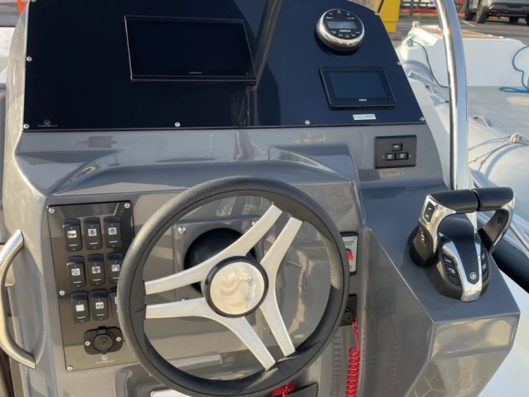 Verhuur RIB Capelli met vaarbewijs