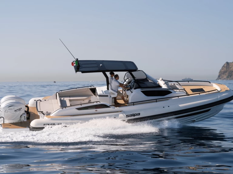 Bootverhuur Juan-les-Pins goedkoop Salpa Soleil 40