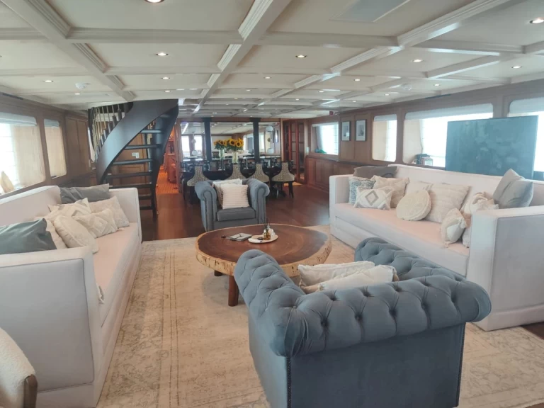 Verhuur Jacht  met vaarbewijs