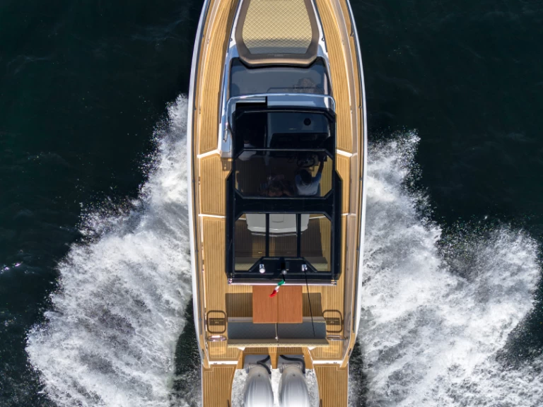 Bootverhuur Juan-les-Pins goedkoop Avantgarde 35