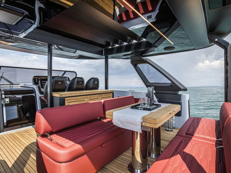 Jacht te huur in Juan-les-Pins voor de beste prijs