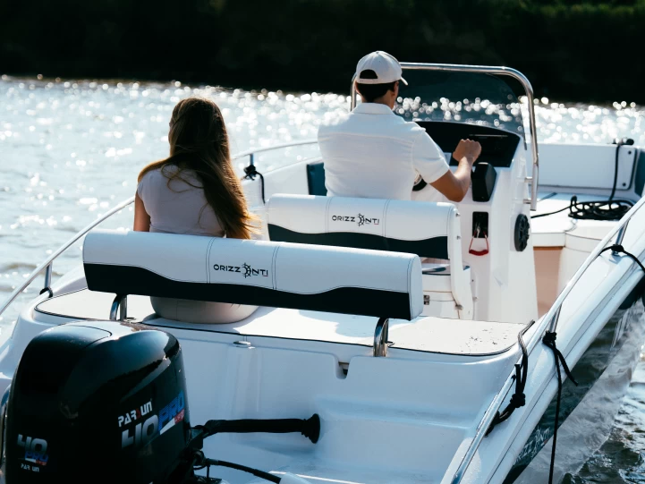 Verhuur Motorboot Orizzonti met vaarbewijs