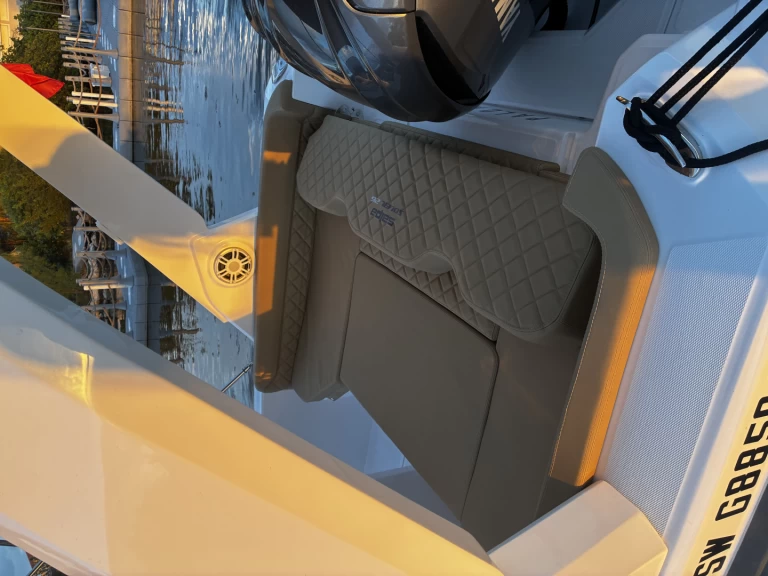 Huur een Salpa Salpa Soleil 26 in Marigot