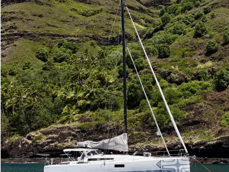 Bootverhuur Pogo Structures Pogo 12.50 in Hiva-Oa via SamBoat